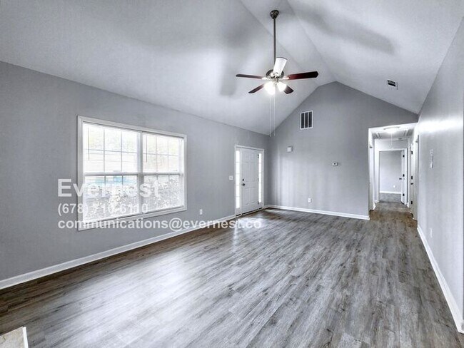 Building Photo - 1827 Belcher Pl SW