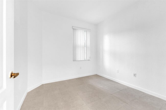 Building Photo - 7200 NW 177th St