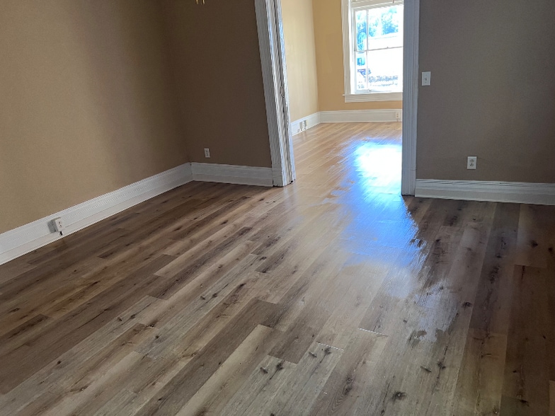 Building Photo - 1419 Penn St