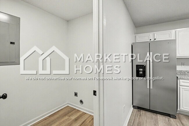 Building Photo - 122 White Creek Loop