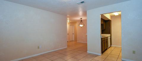 Building Photo - 1511 Barcelona Way Dr