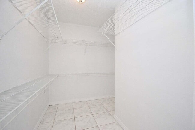 Building Photo - 1456 Waterway Cove Dr