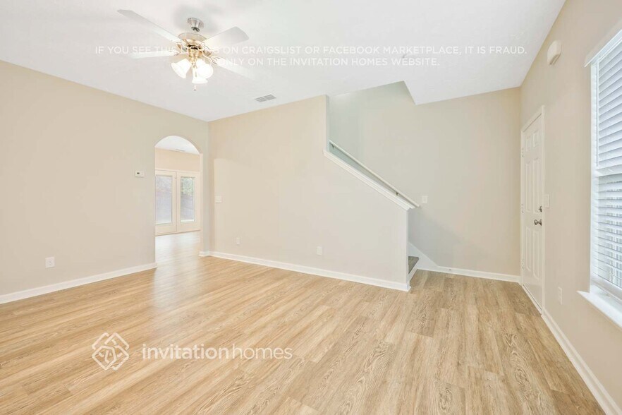 Building Photo - 333 Sarava Ln