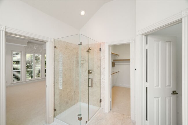 Building Photo - 4746 Post Oak Timber Dr