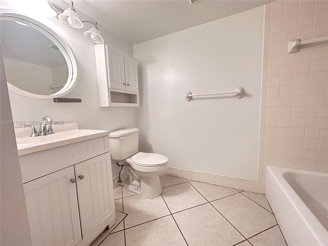 Building Photo - 13455 SW 16th Ct