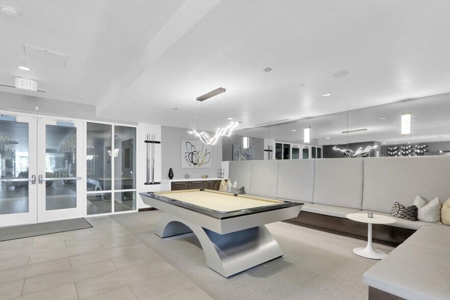 Building Photo - 9065 Sydney Ct