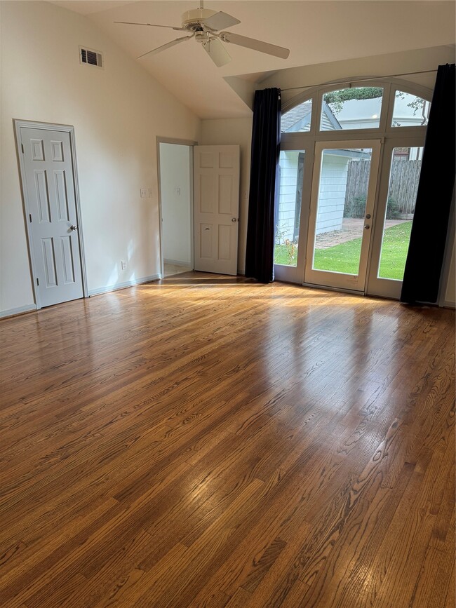 Building Photo - 3805 Piping Rock Ln