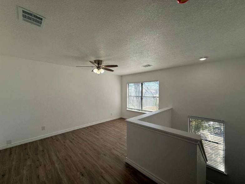 Building Photo - 6627 Diamond Pass