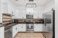 Building Photo - 151 SW 7th Ct