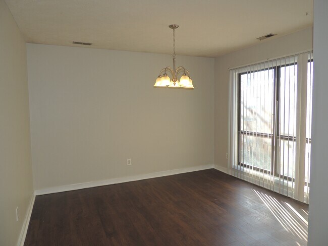 Building Photo - 6961 Candlewood Dr