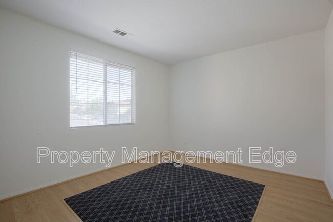 Building Photo - 32555 Favara Dr