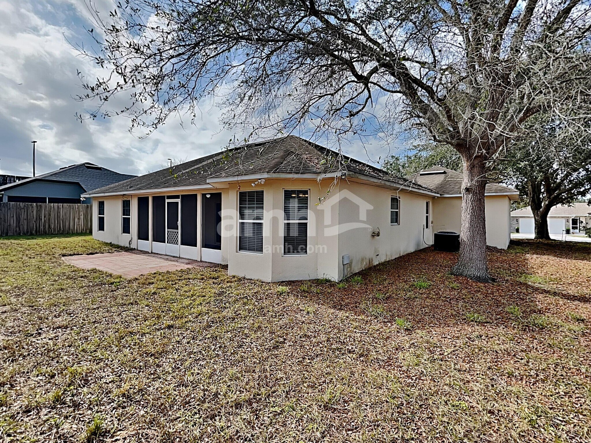 Building Photo - 315 Morningview Dr