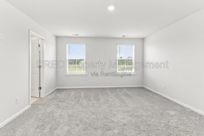 Building Photo - 123 Scout Dr