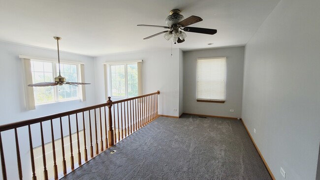 Building Photo - 2592 Hillsboro Blvd