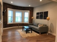 Building Photo - The Isabelle