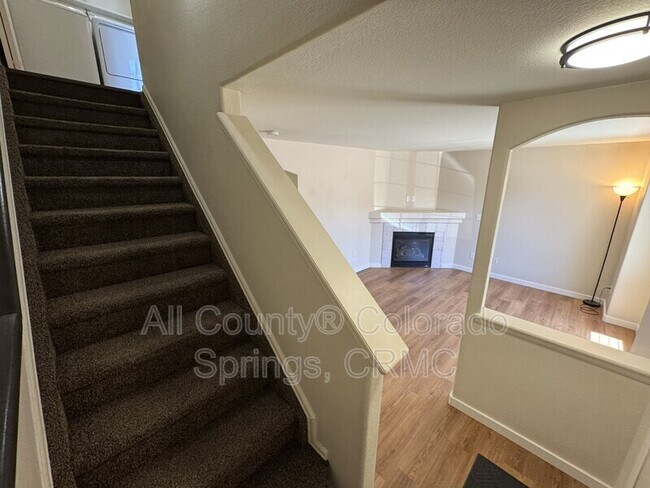 Building Photo - 235 Ellers Grove