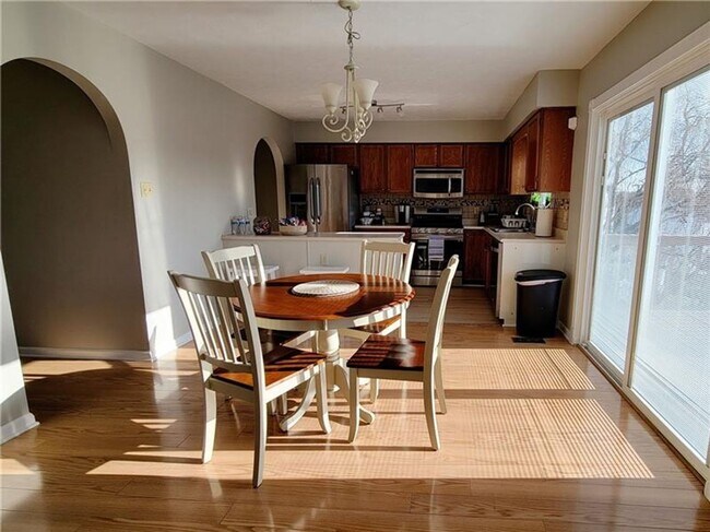 Building Photo - Spacious 4-Bedroom 3.5 bath Colonial with Pool & Modern Upgrades