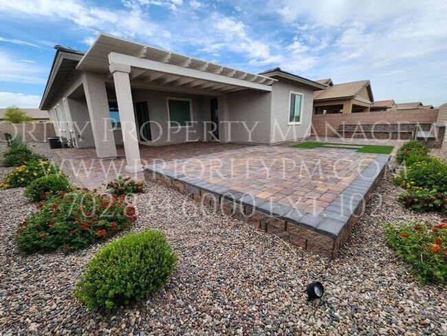 Building Photo - 254 Tallis Hills Ave