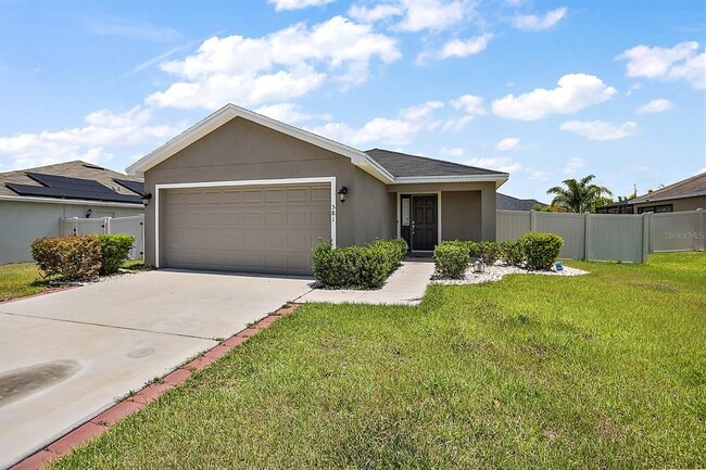 Primary Photo - 581 Greenshank Dr