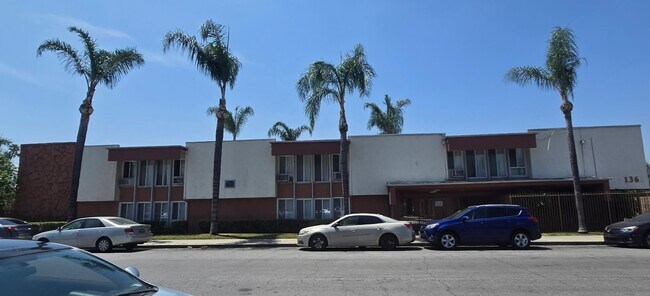 Building Photo - Mission Suites
