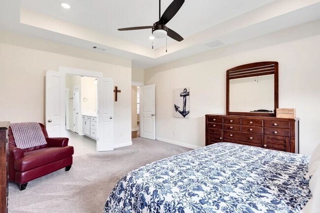 Building Photo - Custom Bartlett Home on Corner Lot with Mo...