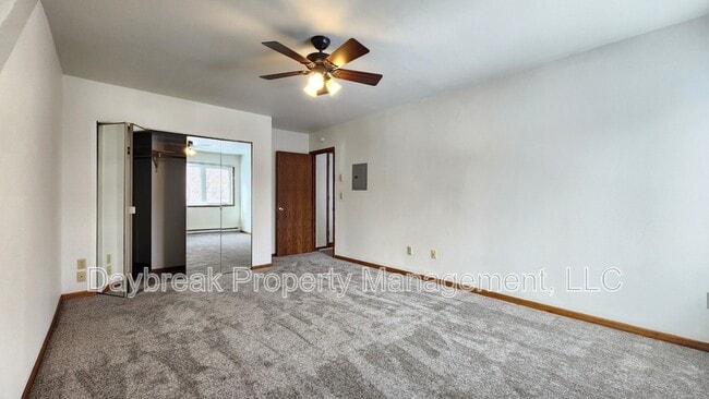 Building Photo - 1117 2nd Ave S