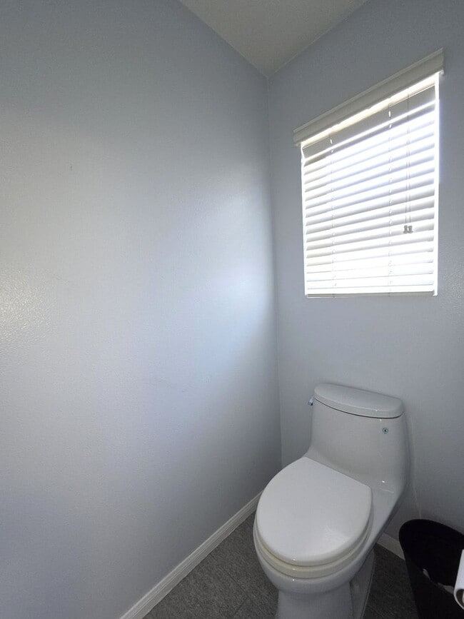 Building Photo - Gorgeous Upgraded Sabre Springs Home
