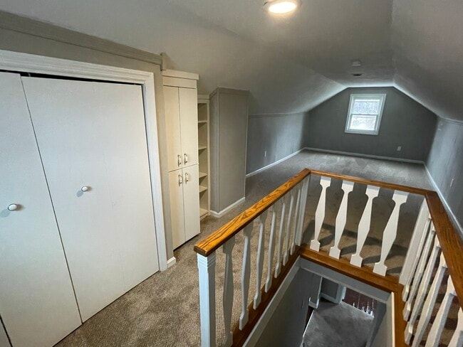 Building Photo - 1729 Windemere Dr