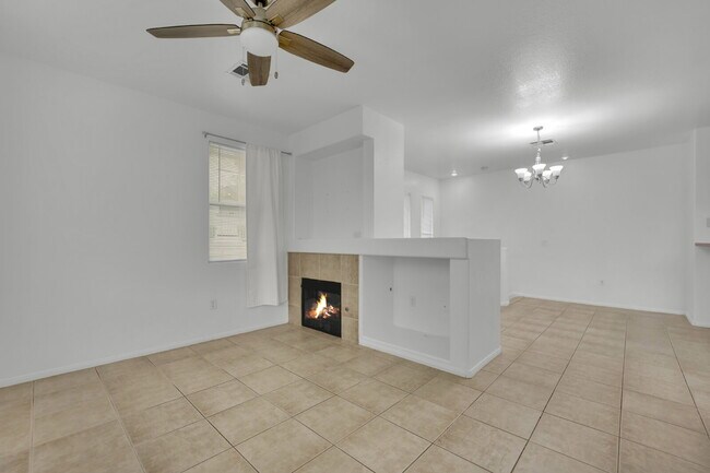 Building Photo - Beautiful 3-bedroom, 2-bathroom condo located in the gated community of The Legends, just minutes...