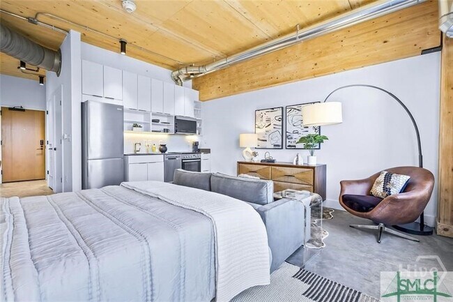 Building Photo - 111 Ann St