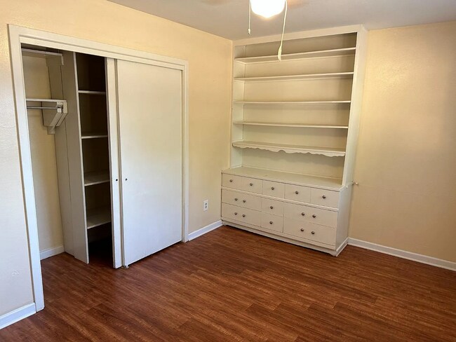 Building Photo - 3024 57th St