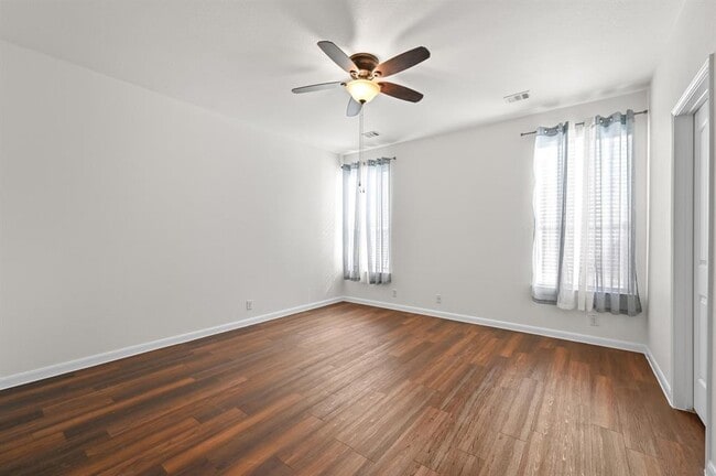 Building Photo - 2603 Kerri Strug Cove