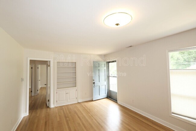 Building Photo - 5913 Osoge Rd