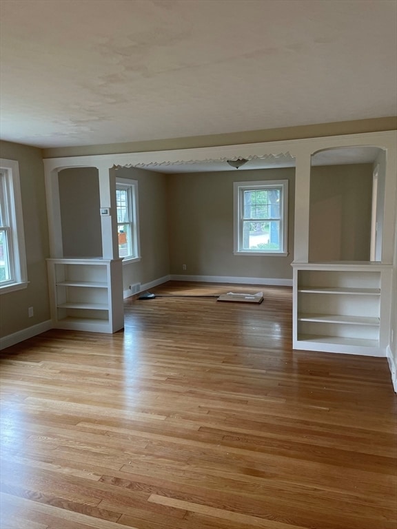 Building Photo - 144 Summer St