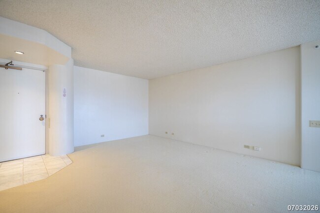 Building Photo - 2 bd, 2 ba Condo in Honoulu Park Place