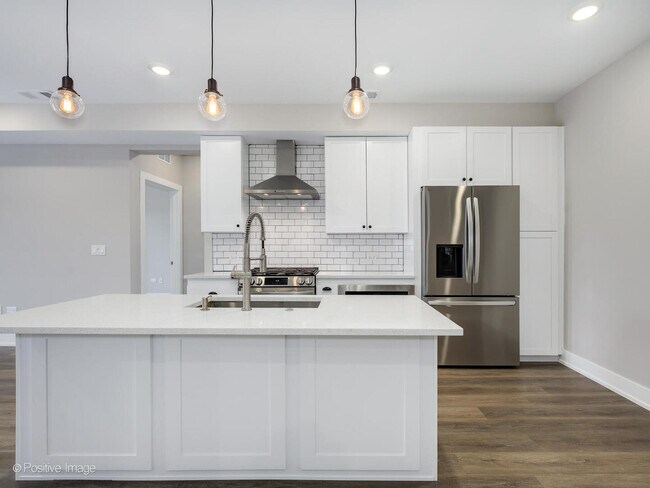 Building Photo - 261 Washington Blvd