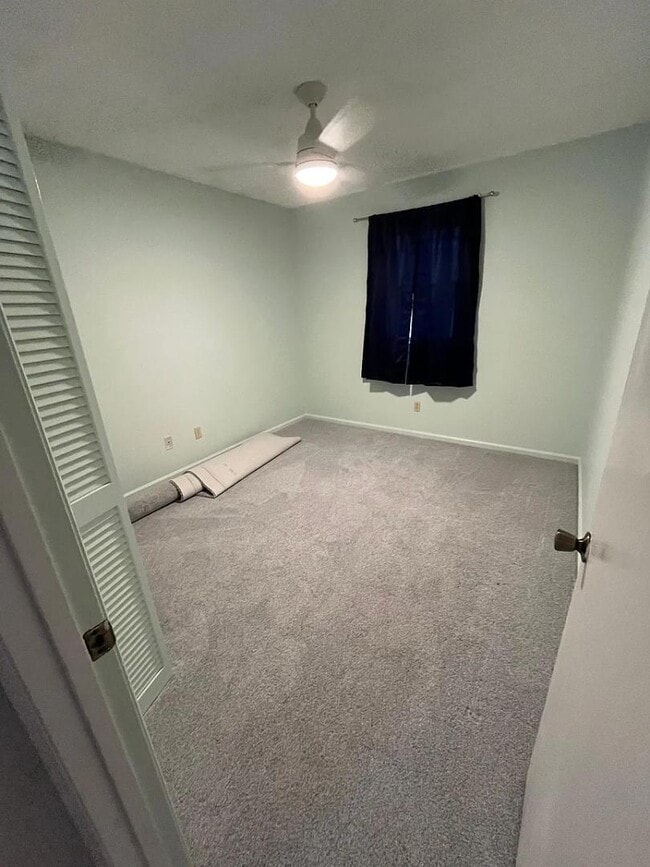 Building Photo - 224 Vista Grande Dr