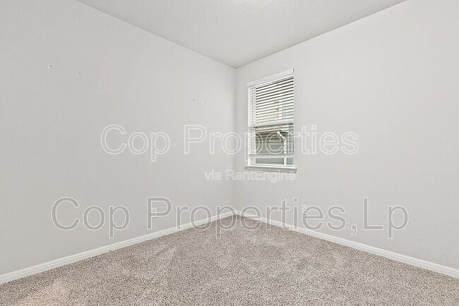 Building Photo - 11627 Troubadour Trl