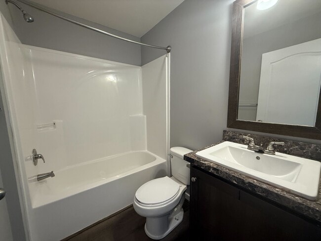 Building Photo - 71676 Heather Ct