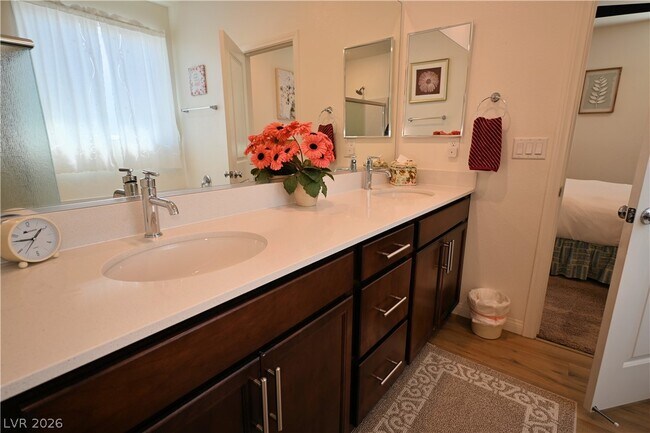 Building Photo - 7511 Mojave Wind Ave