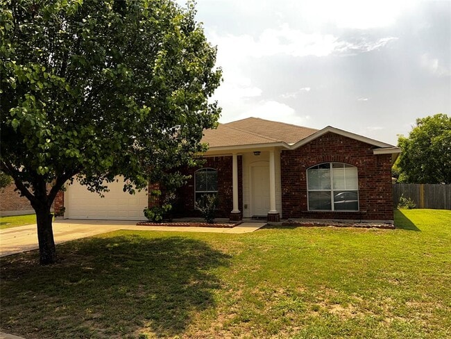 Primary Photo - 3133 Henderson Path