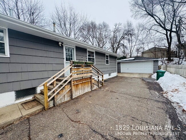 Building Photo - 1829 Louisiana Ave S