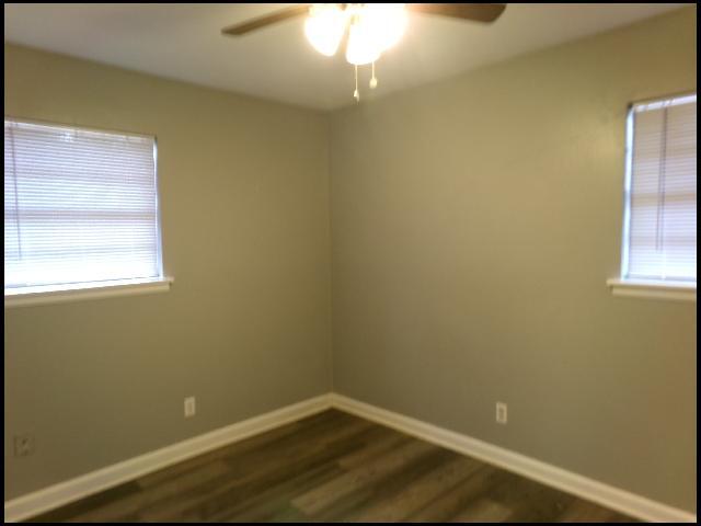 Building Photo - 7018 Fairfield Dr