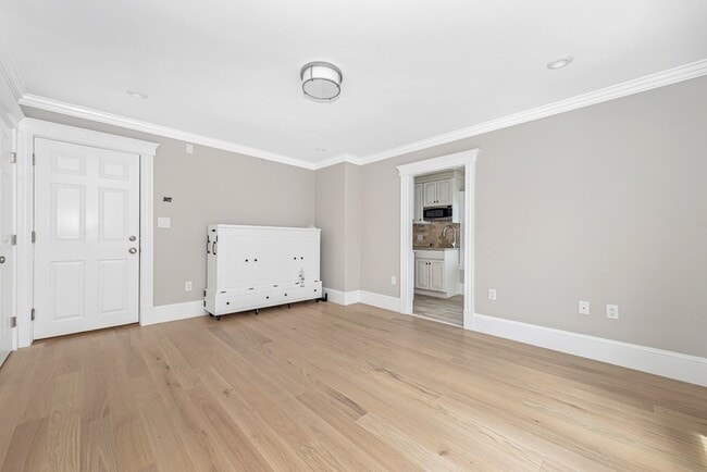 Building Photo - 600 Shirley St