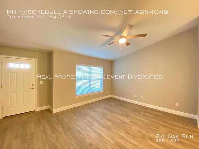 Building Photo - 24 Oak Run