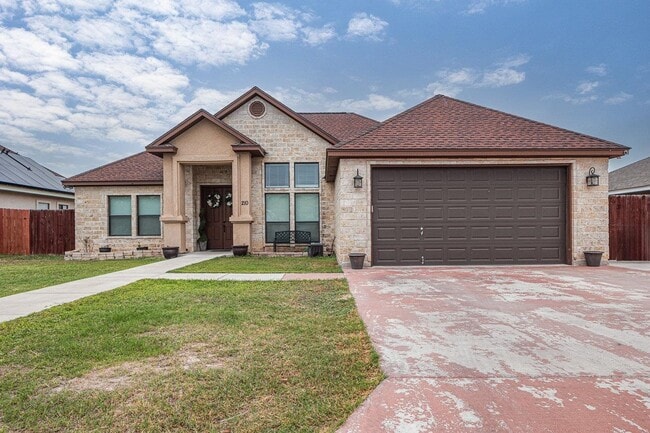 Building Photo - 210 Alyssa Dr