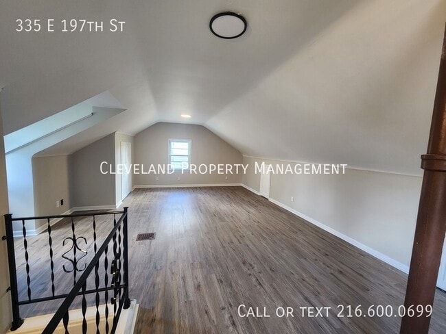 Building Photo - 335 E 197th St