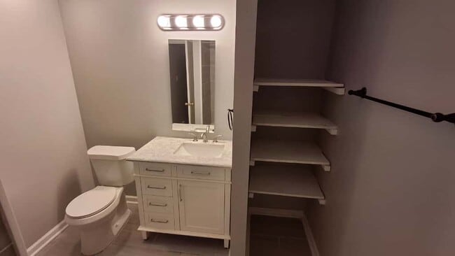 Building Photo - 2720 Clayton Dr NW