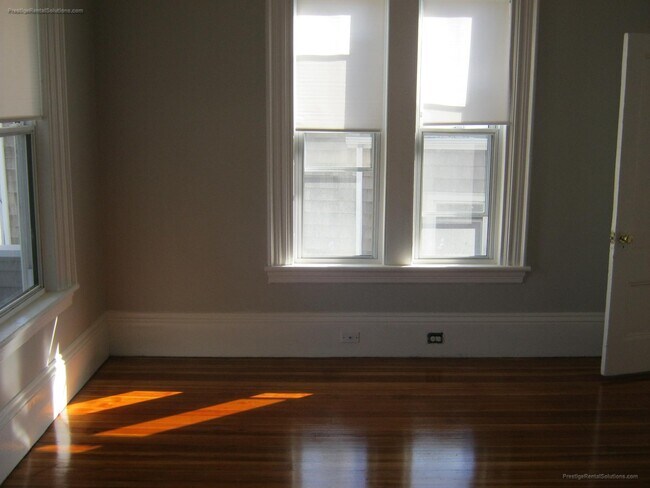 Building Photo - 16 Central Ave