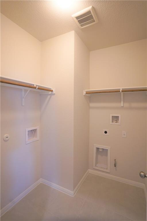 Building Photo - 12110 Tolson Dr
